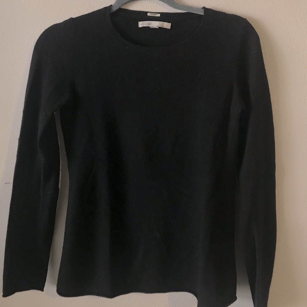 100% Cashmere black sweater